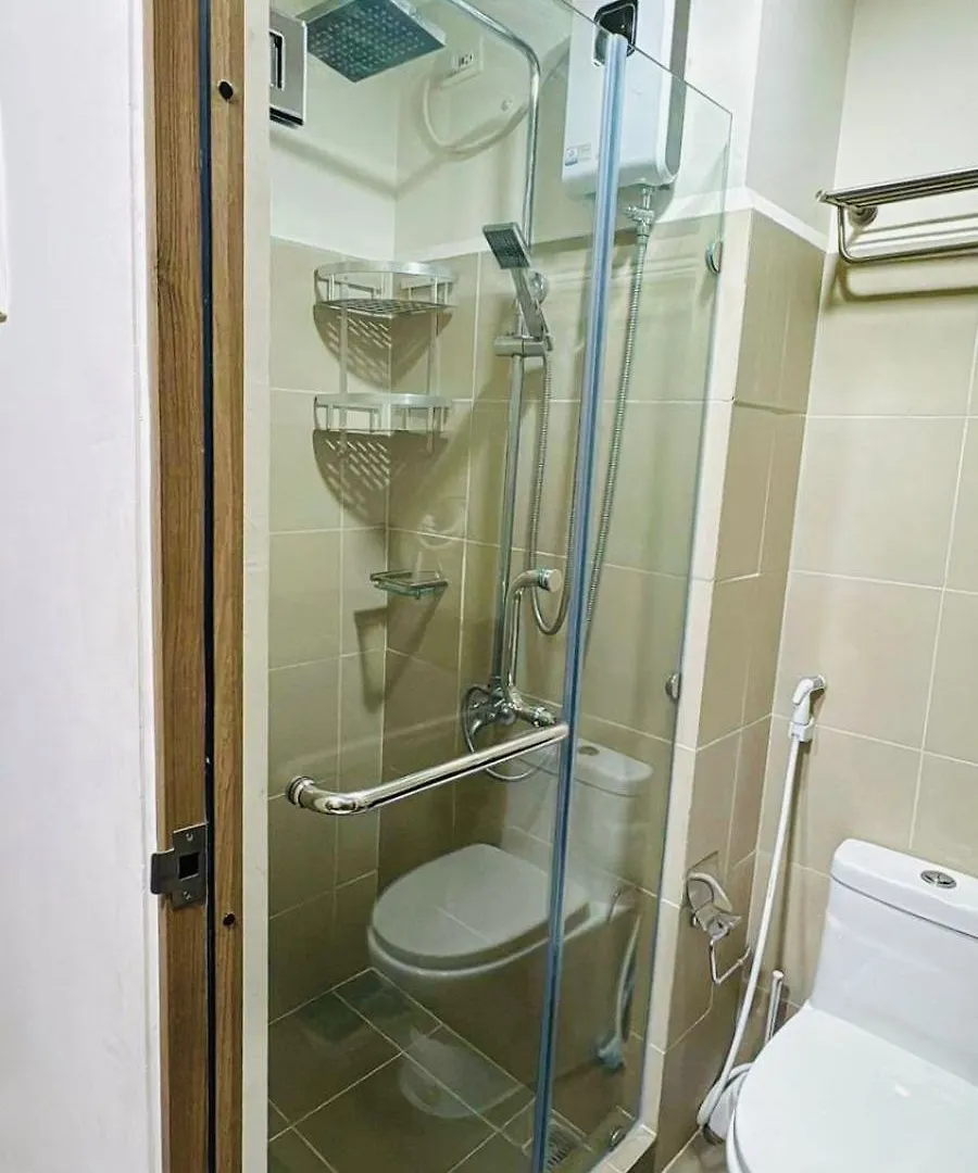 Aparthotel Coast Residences - 2 Bedroom With Balcony Facing Mall Of Asia, Manila Bay & Pool View