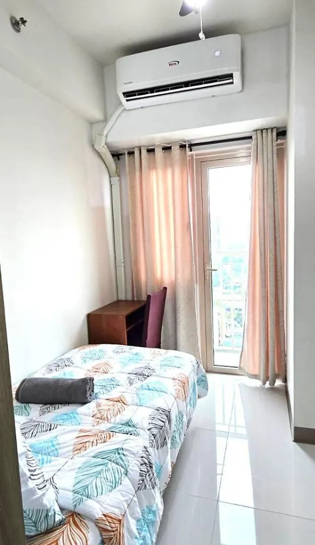 Coast Residences - 2 Bedroom With Balcony Facing Mall Of Asia, Manila Bay & Pool View Pasay 0*,